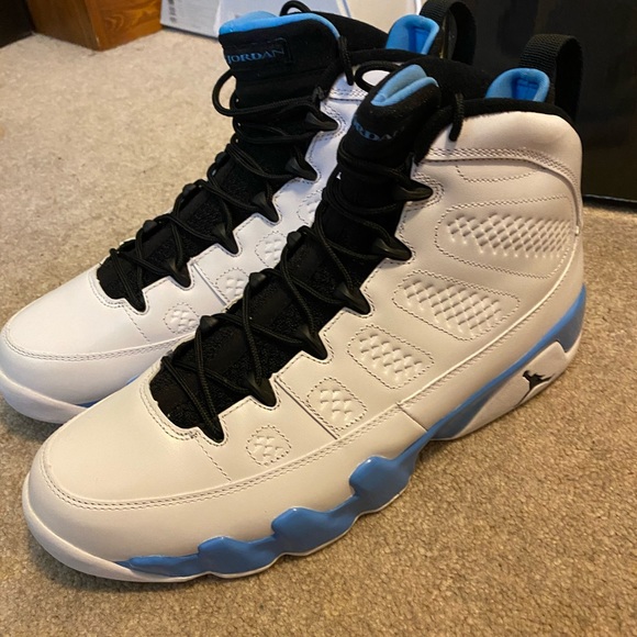 Jordan 9 university blue - Picture 2 of 3